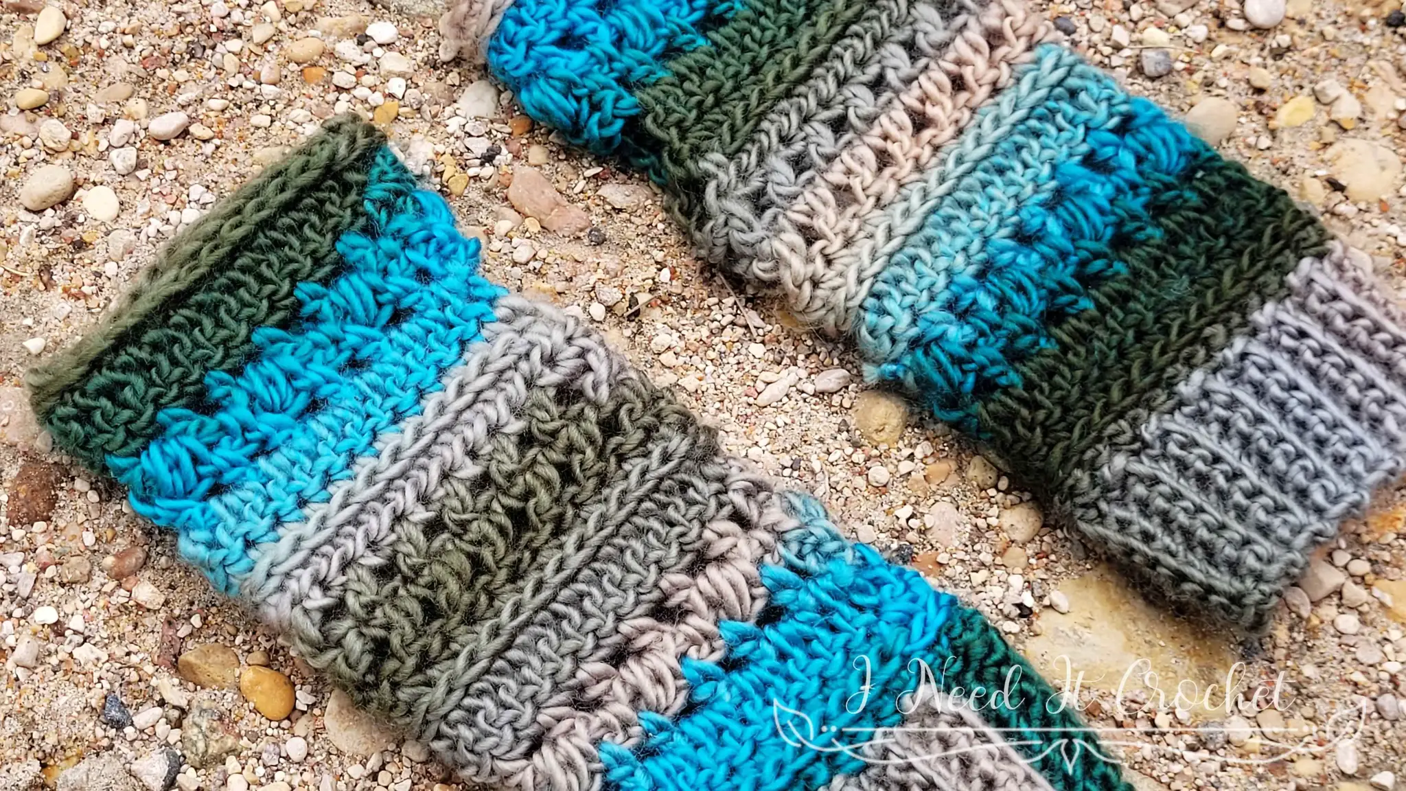 Crochet Fingerless Gloves Pattern - Phaseolus