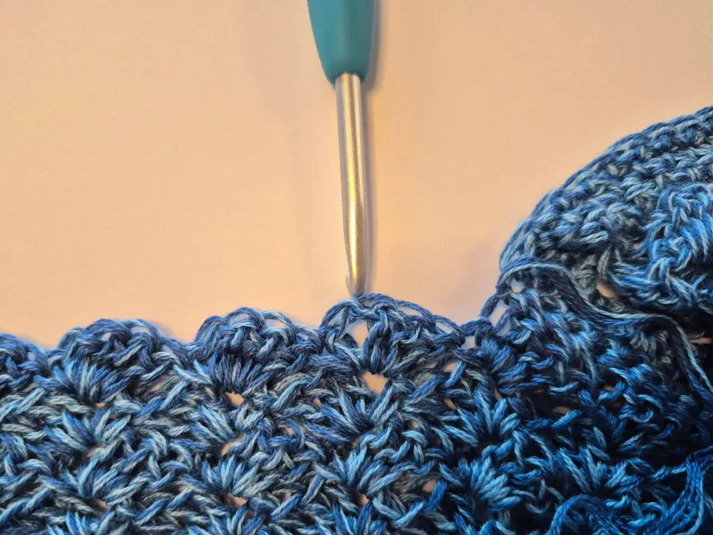 Figure 9 showing where yo join your yarn.