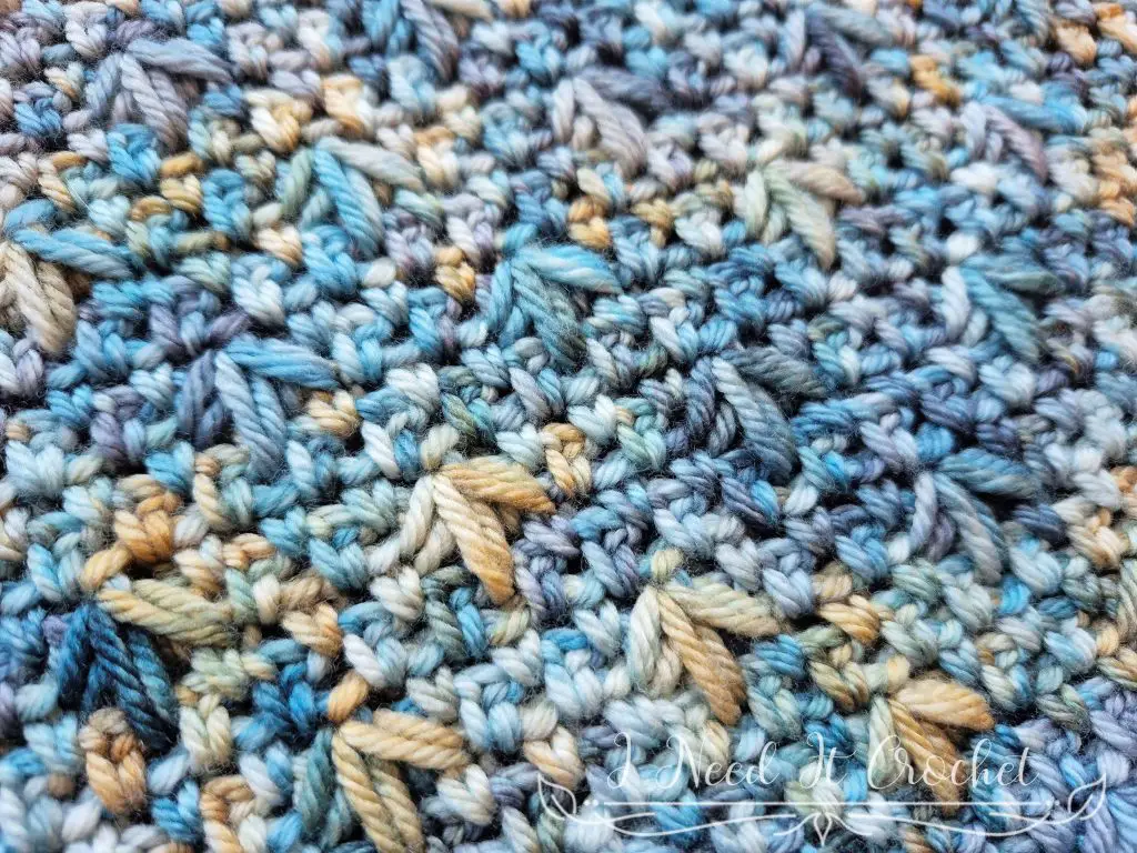 Close-up of birdsfoot stitch crochet pattern showing spike details